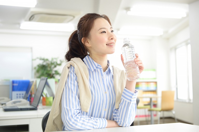 唾液の量を減らさない工夫